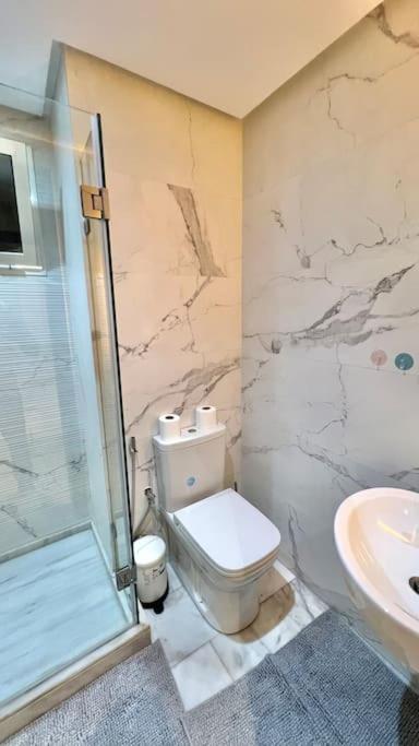 N9 Pied Sur Mer, La Corniche Apartamento *