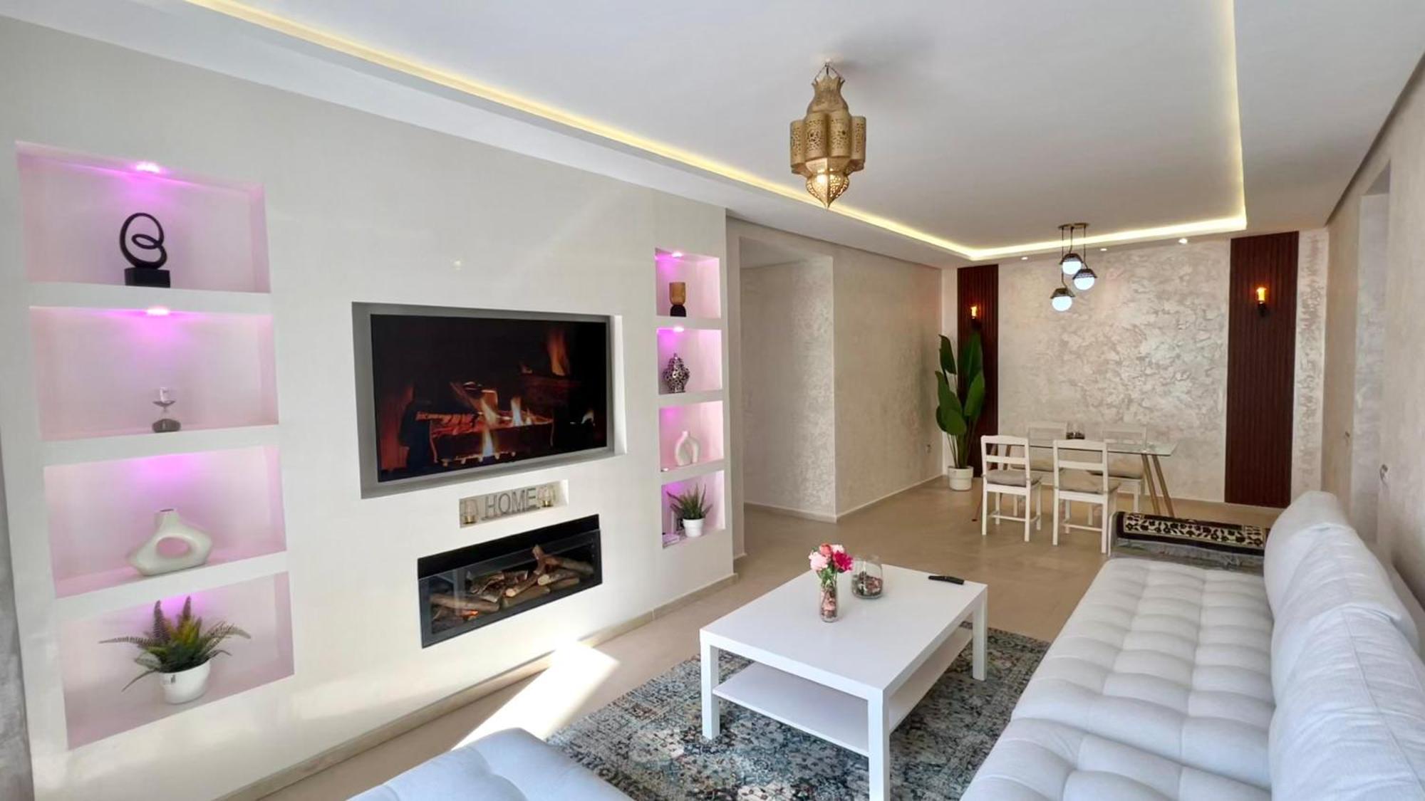 N9 Pied Sur Mer, La Corniche Apartamento *