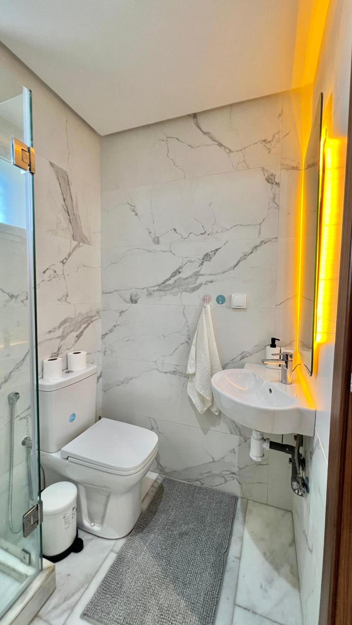 Apartamento N9 Pied Sur Mer, La Corniche *